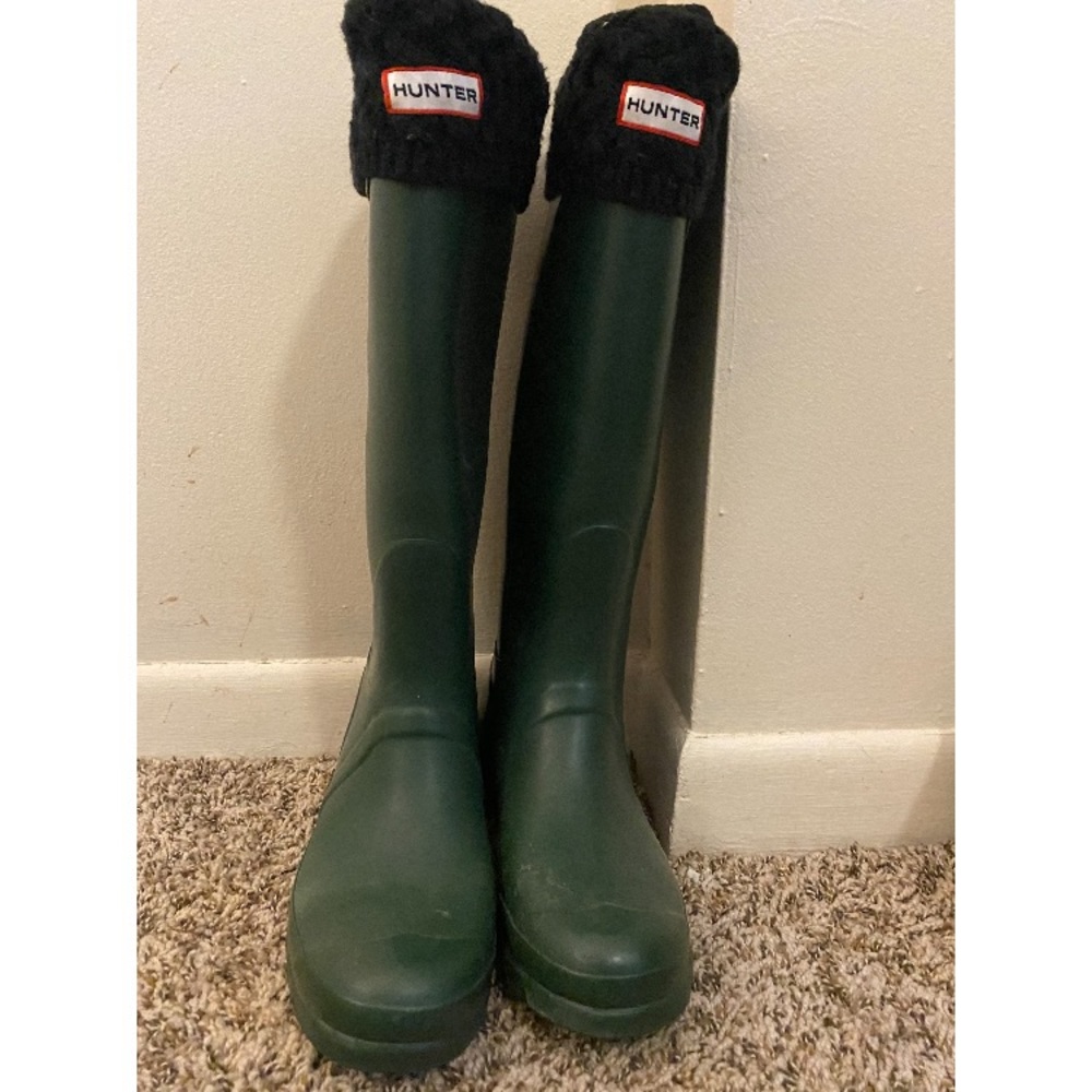 Hunter tall rain boots in green